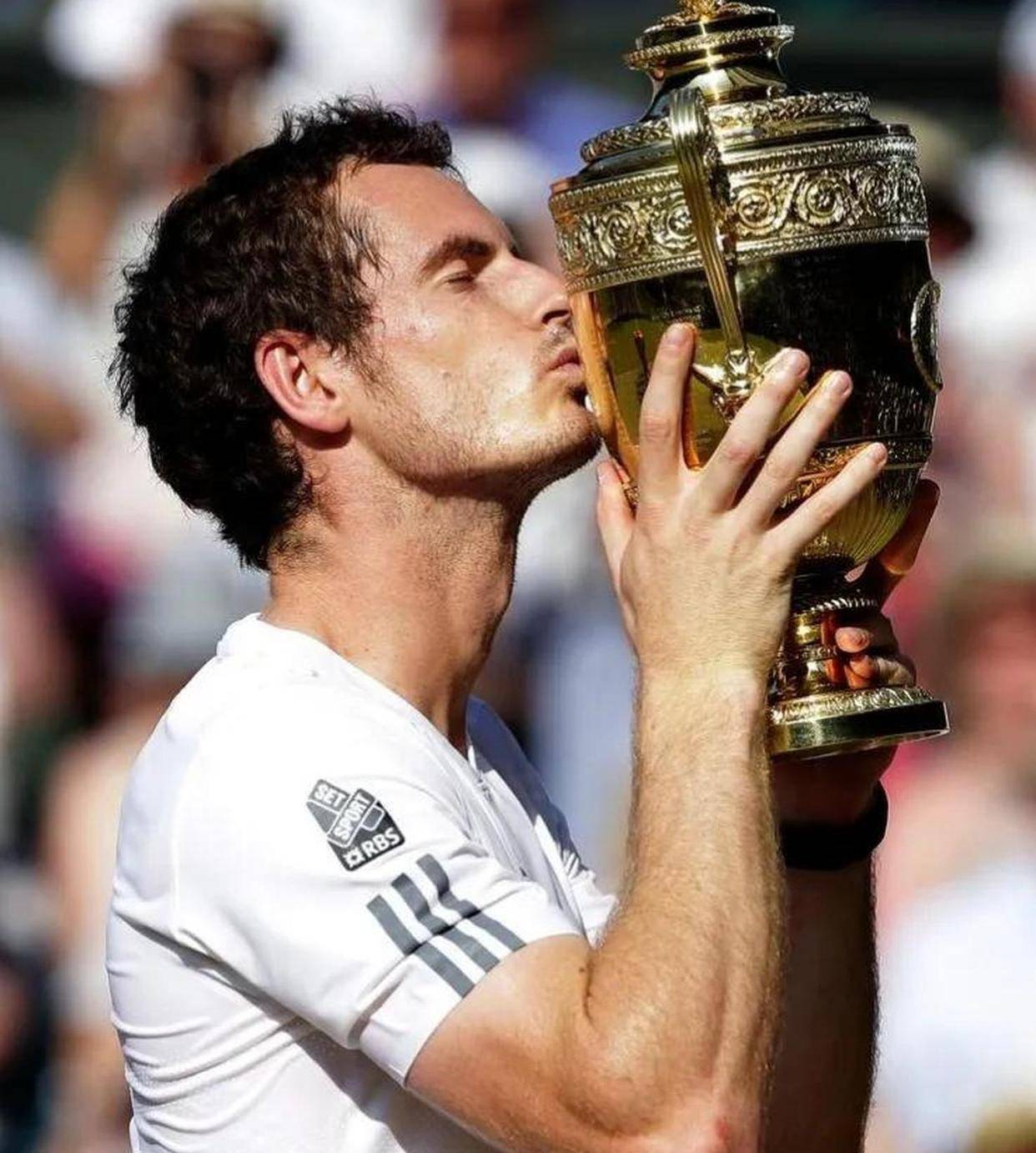 美网翻盘年终总决赛,穆雷统治全场 美网翻盘年终总决赛,穆雷统治全场