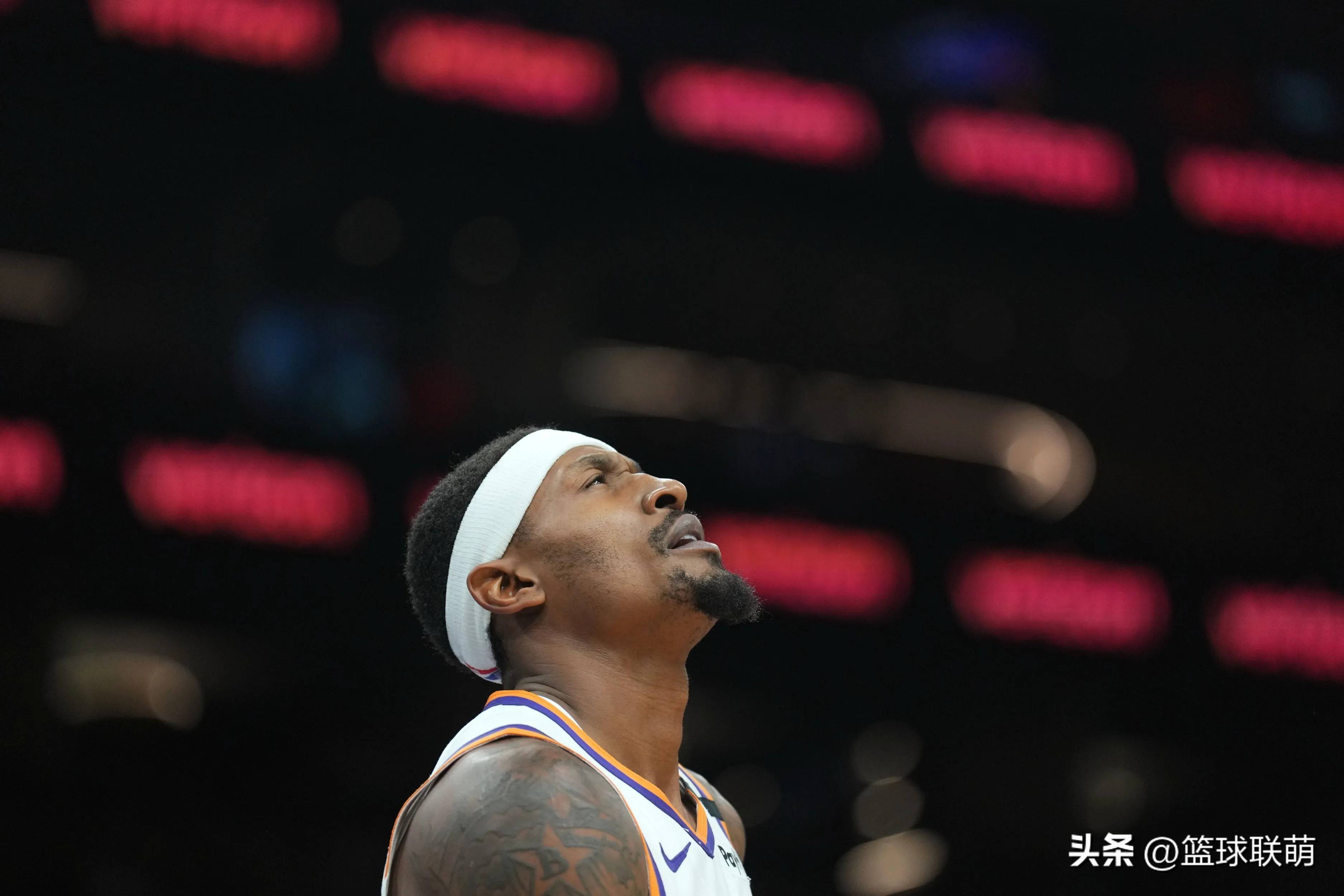 开云体育app-鹈鹕力克四川队，杜兰特高光表现