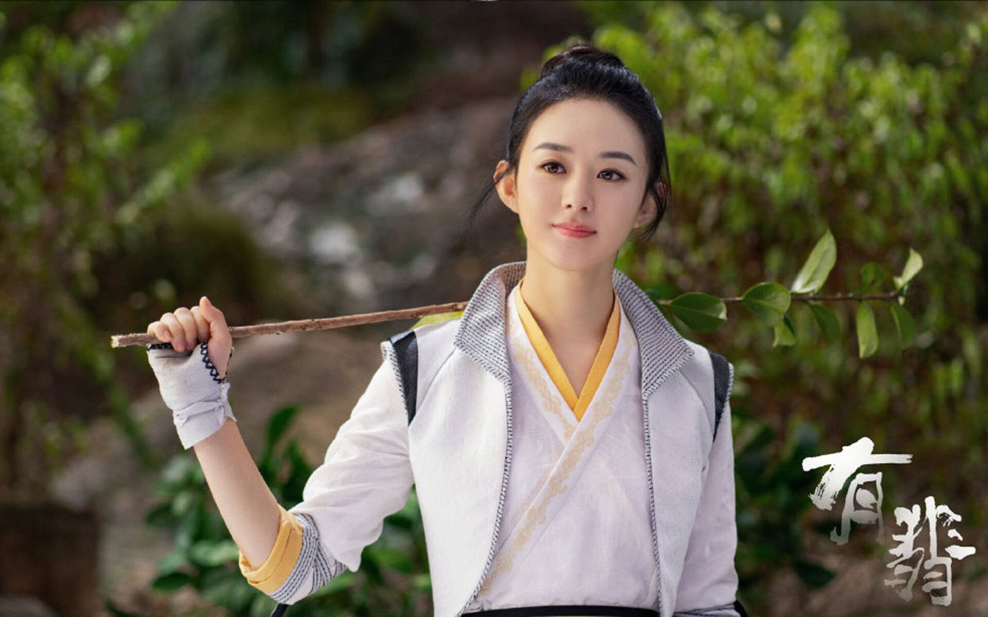 龙湖鏖战淬真金，布克异域展锋芒