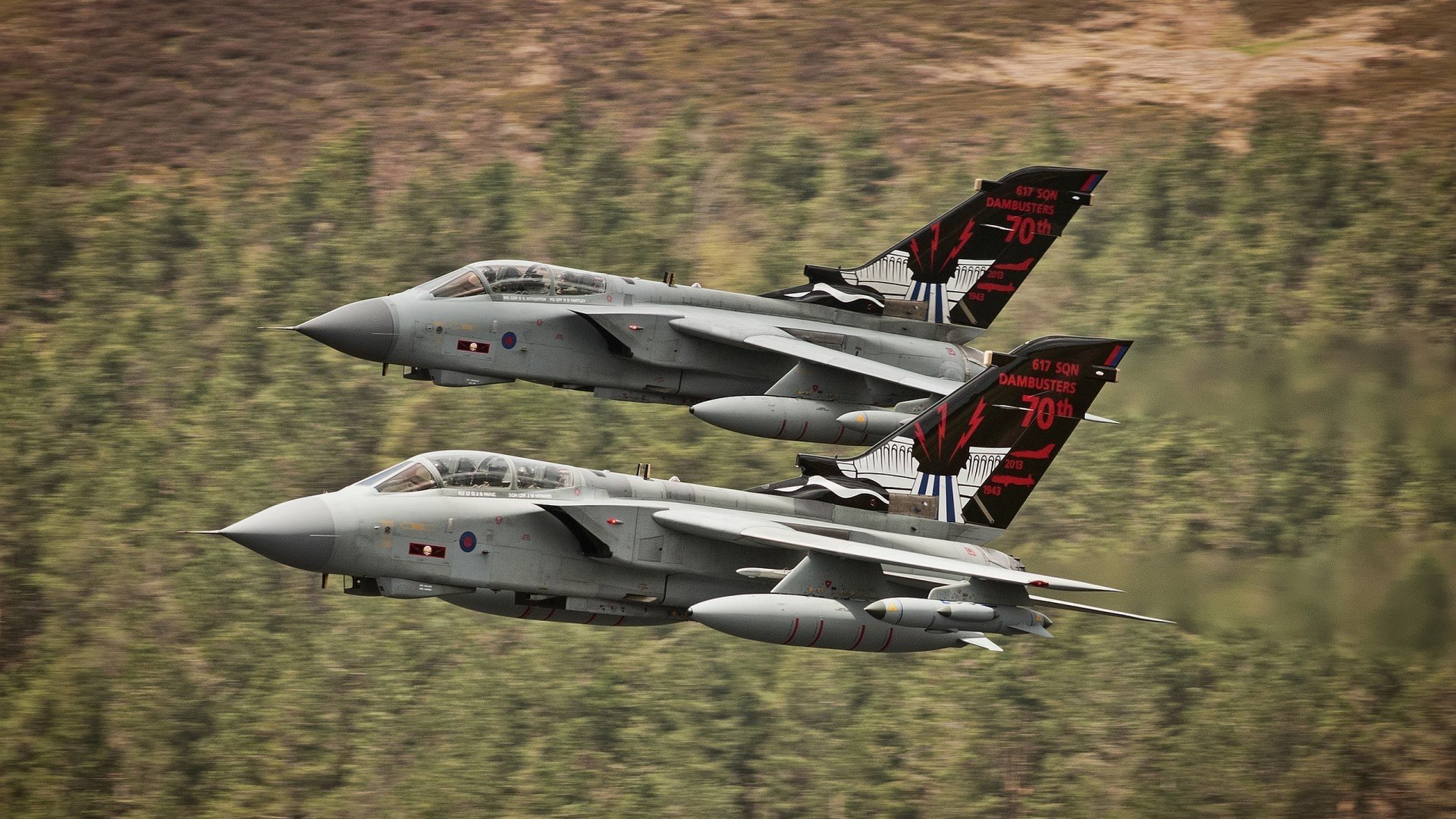 当赛车线成为防守阵地,巴塞罗那的天才中场如何锁死F1围场的终极挑战